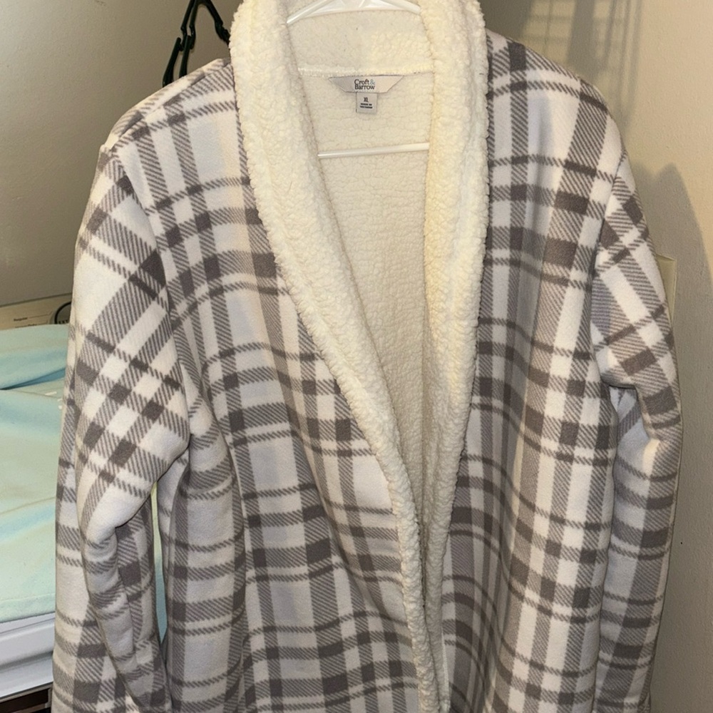 NWT CROFT AND BARROW COZY SHERPA CARDIGAN